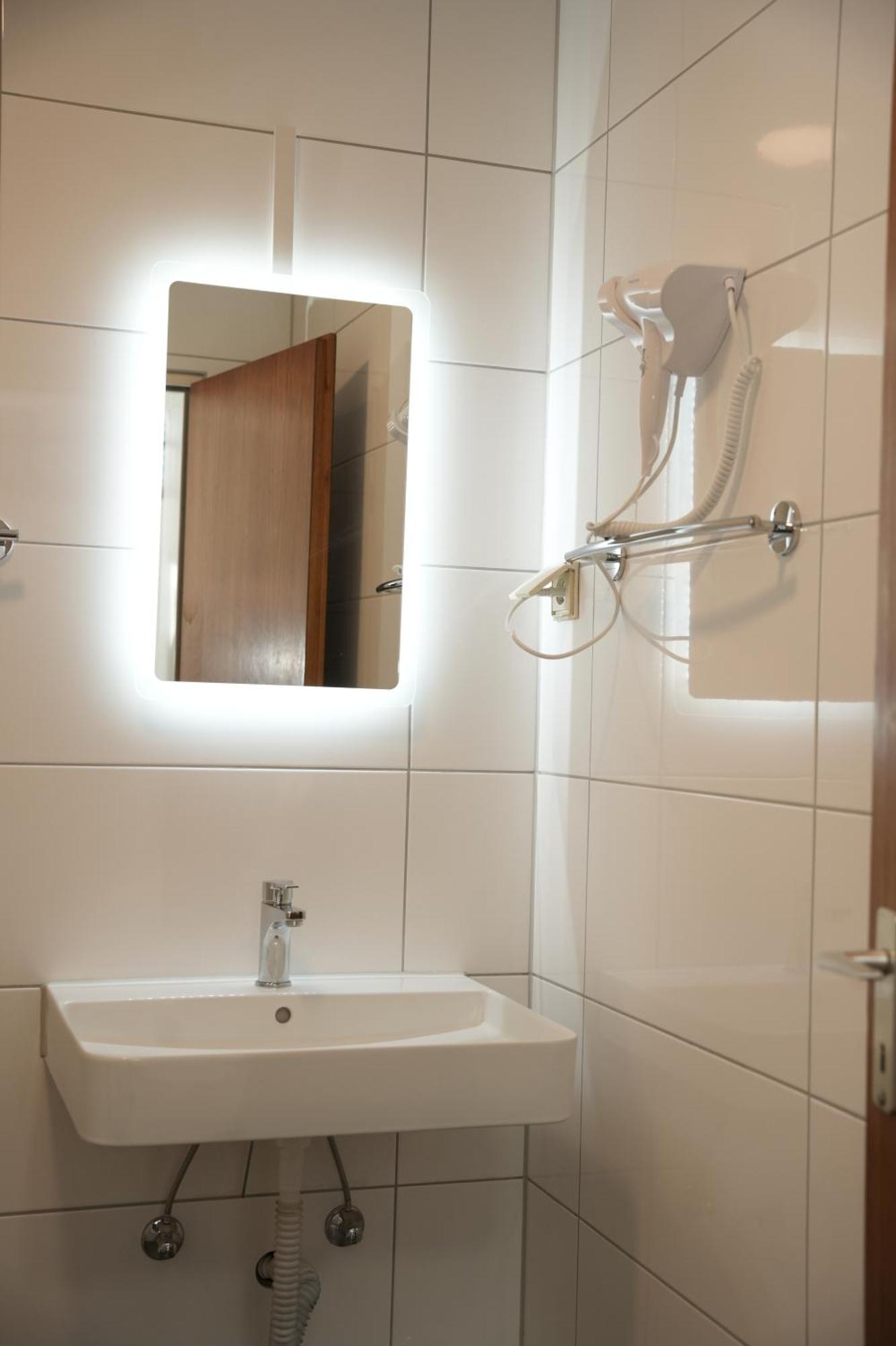 Haven Hotels - Hotel Am Stadion Leverkusen Luaran gambar